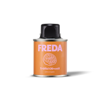 Orangefarbene Dose mit der Aufschrift "FREDA Trüffel Olivenöl extra vergine" und einem schwarzen Deckel.