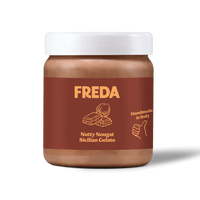 Ein Glas "Freda" Nutty Nougat Sicilian Gelato mit braunem Etikett und weißem Deckel, handgemacht in Italien.