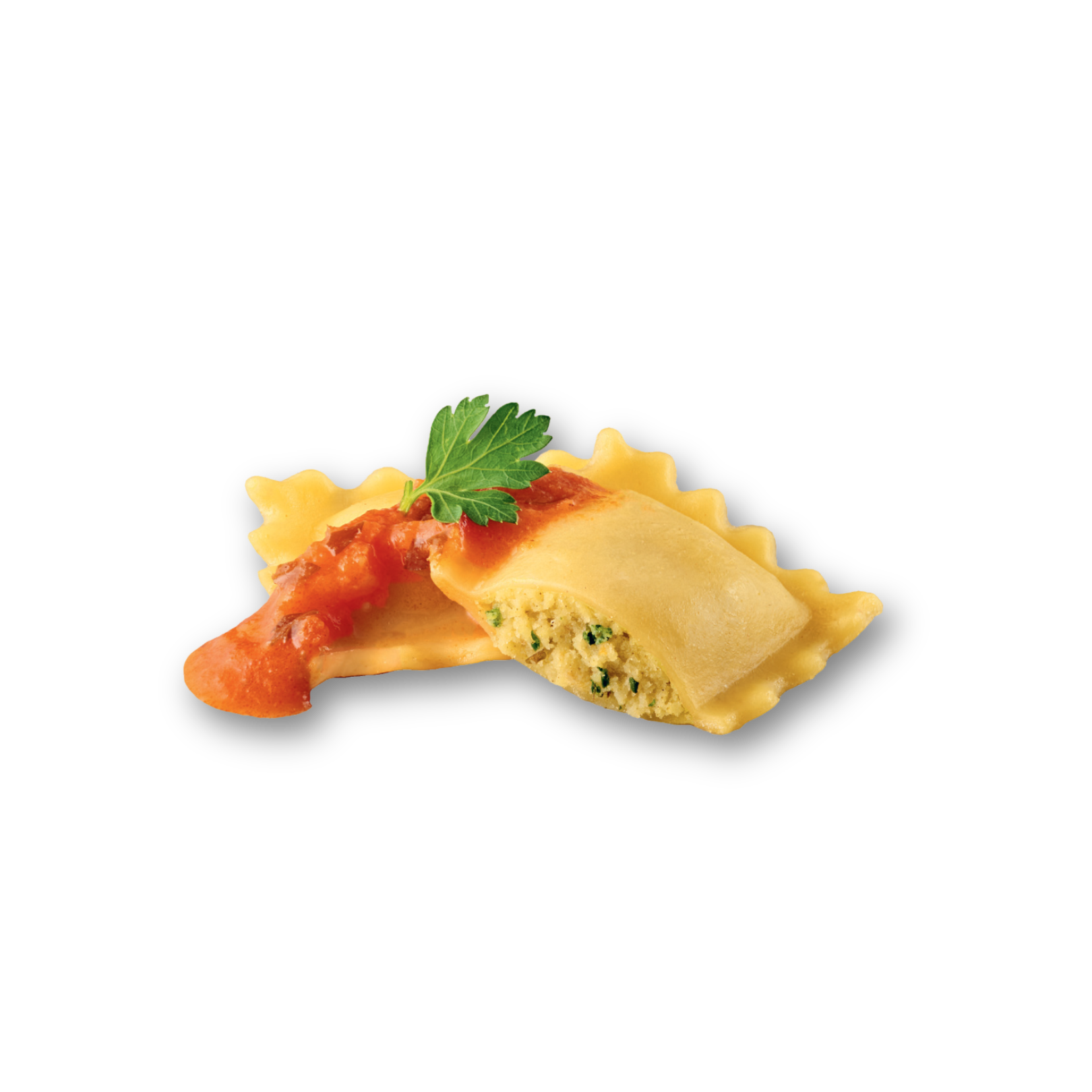 Zwei Ravioli mit Tomatensauce und einer Petersiliengarnitur, vor schwarzem Hintergrund.