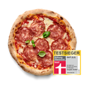 Pizza Salami mit Basilikumblättern, ausgezeichnet als Testsieger von Stiftung Warentest mit Bewertung gut (2,2).